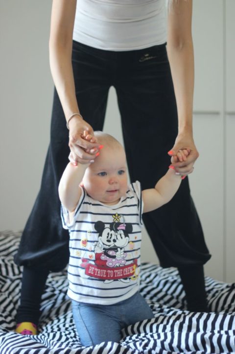 Äitiysvaatteet pähkinänkuoressa