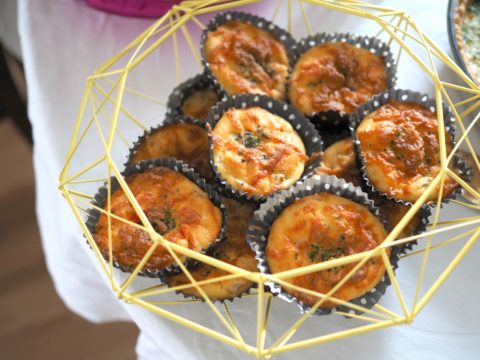 Viidakkobileiden herkkupöytä