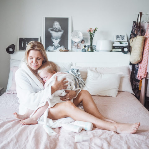 Äitiyden opettelua & ihon hoitoa | ACO Minicare kokemuksia