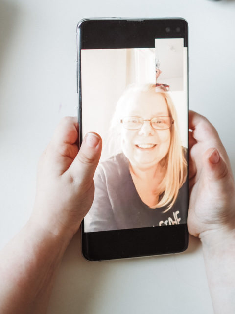 Pysy kaukana mun äidistä