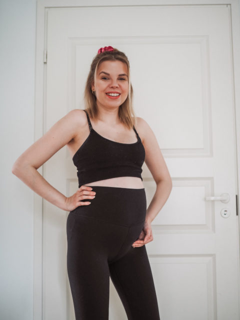 Raskausviikko 22 (21+0-21+6)