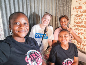 Tytöt kuuluvat kouluun, eivät naimisiin